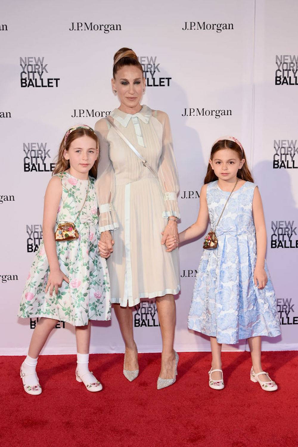 Z córkami (Fot. Getty Images)