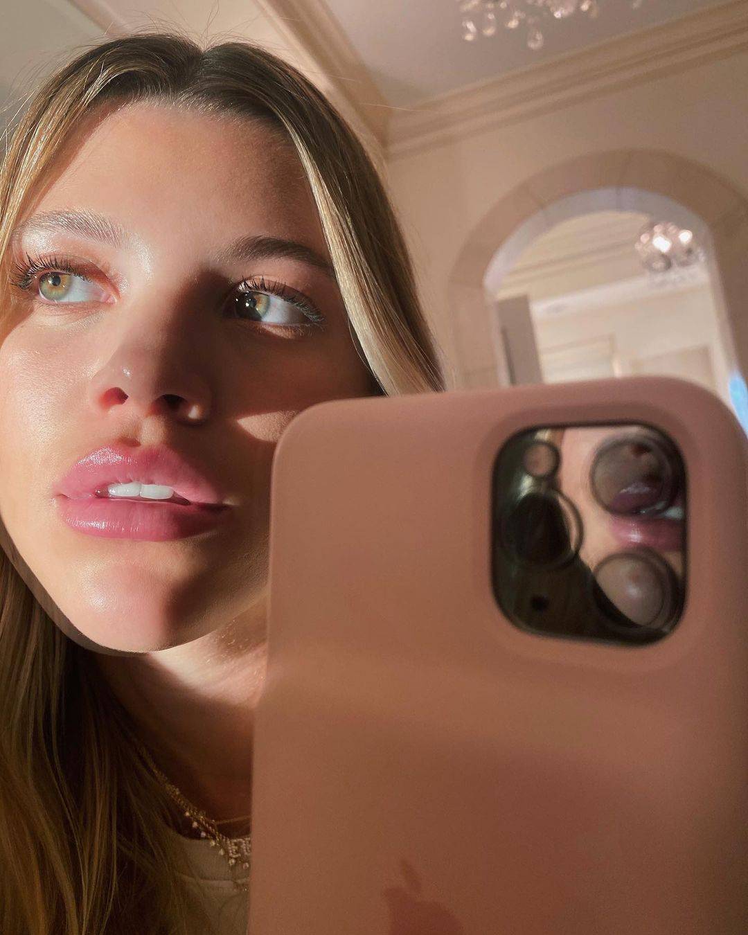 Fot. instagram.com/sofiarichie