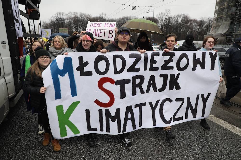 Młodzieżowy Strajk Klimatyczny (Fot. Piotr Molecki/East News)