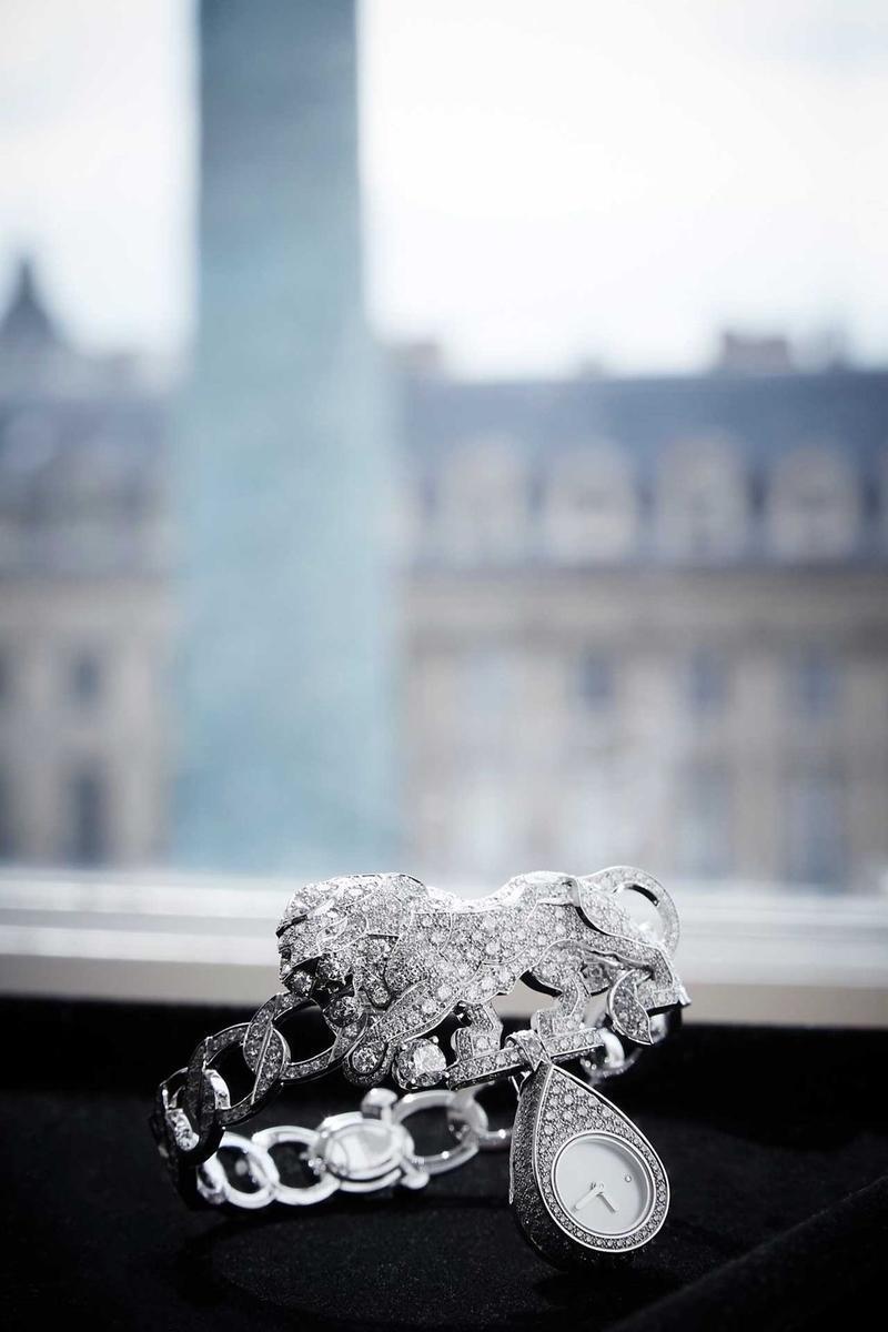 A watch from Chanels lEsprit du Lion collection, with the Place Vendôme in the background (Photo: Chanel)