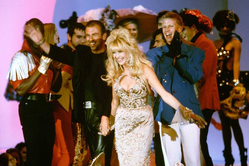 Ivana Trump takes a bow with Thierry Mugler (left) at the finale of the Thierry Mugler Ready-to-Wear Spring/Summer 1992 show
( RINDOFF PETROFF / GETTY IMAGES)