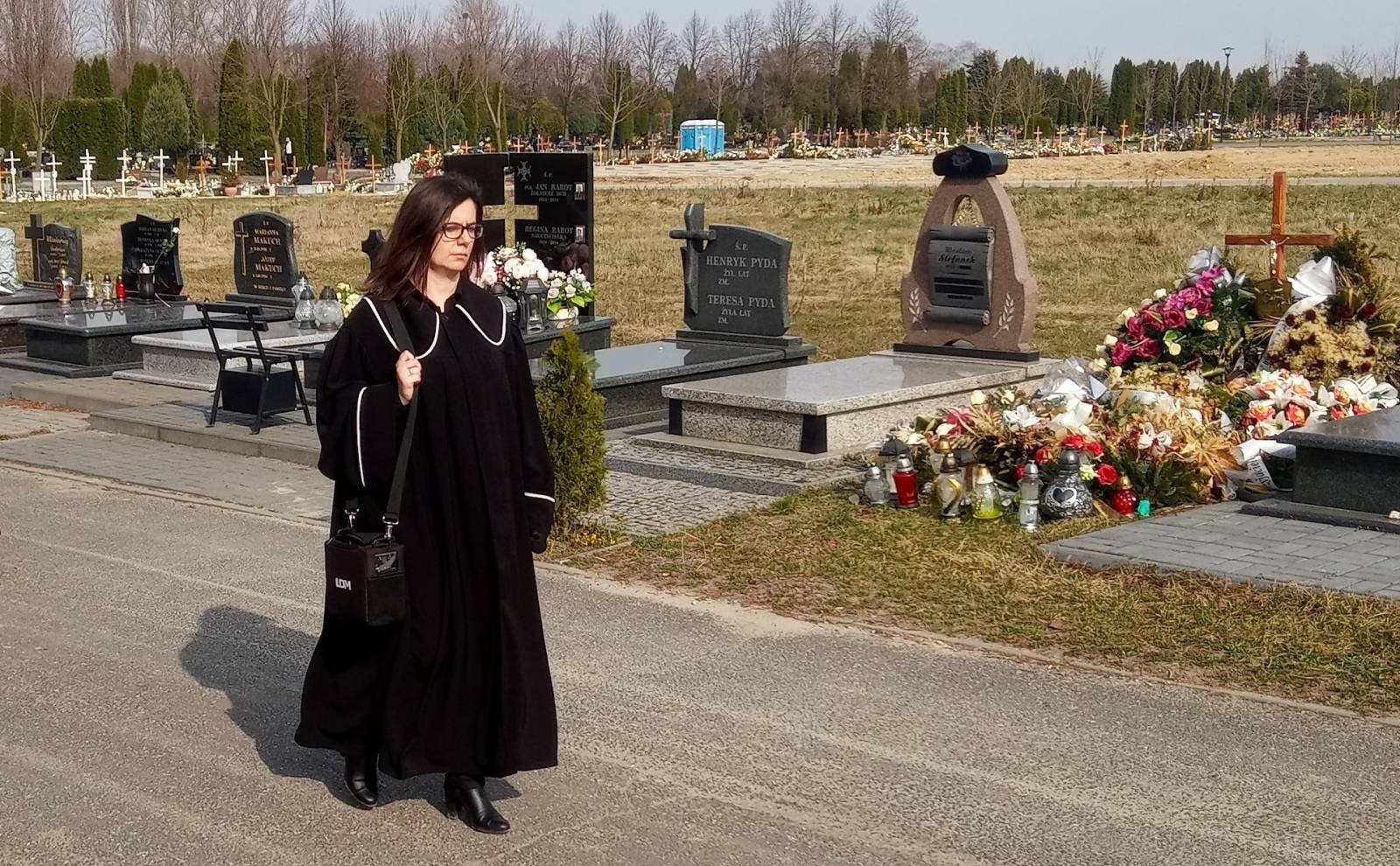 Barbara Nadratowska, mistrzyni świeckich ceremonii pogrzebowych (fot. archiwum prywatne)