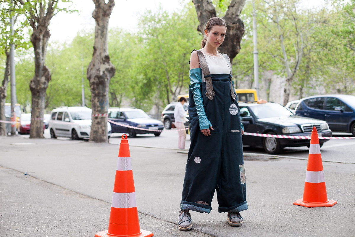 Street style podczas tygodnia mody w Tbilisi