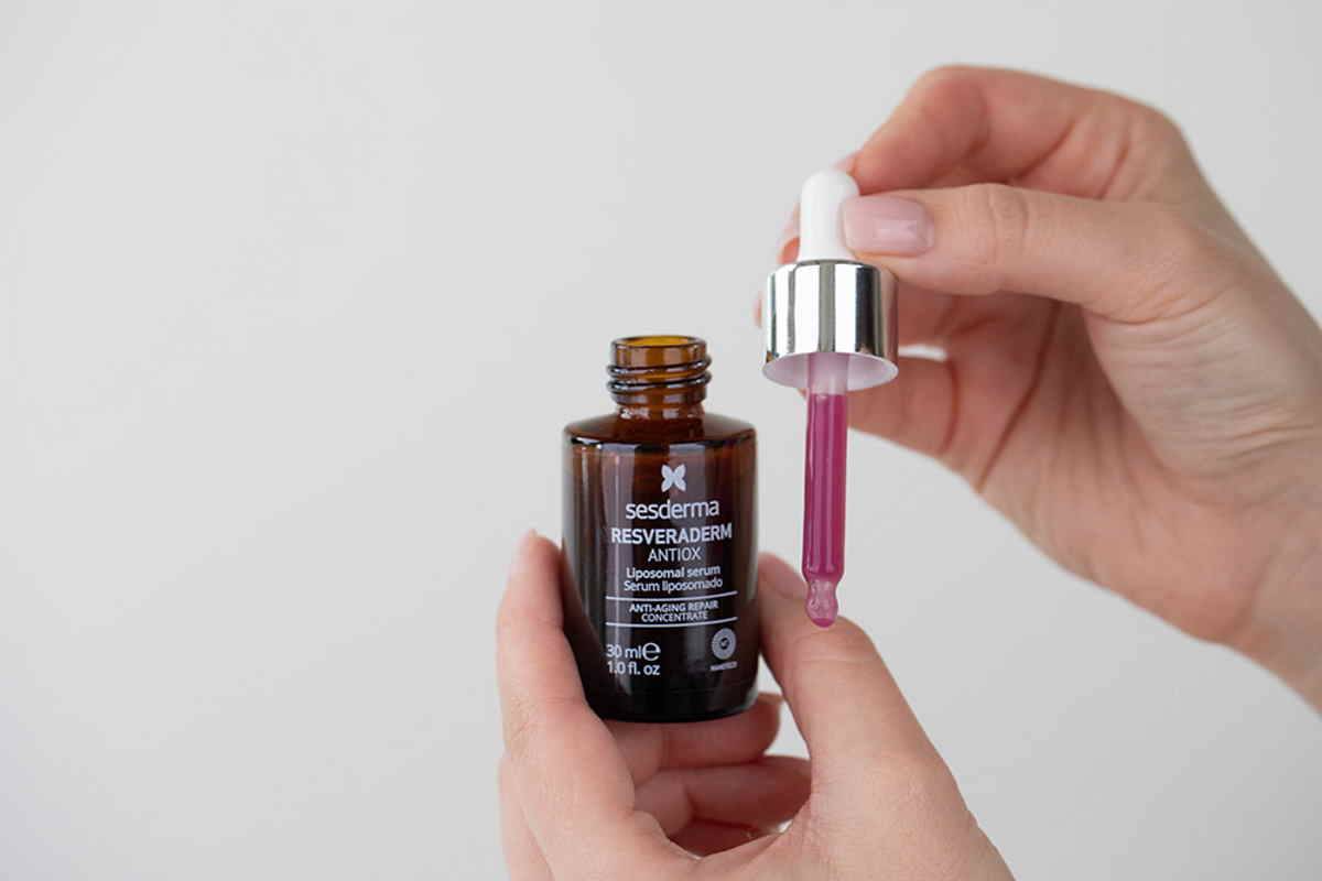 Sesderma Resveraderm Liposomal Serum Serum liposomowe.