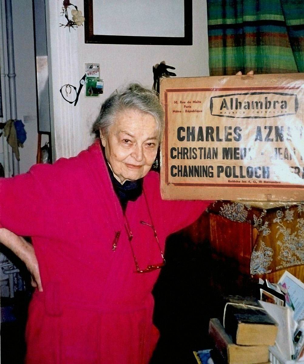 Wiera Gran w swym paryskim mieszkaniu, 11.11.2003 (Fot. Jerzy PLACZKIEWICZ/East News)