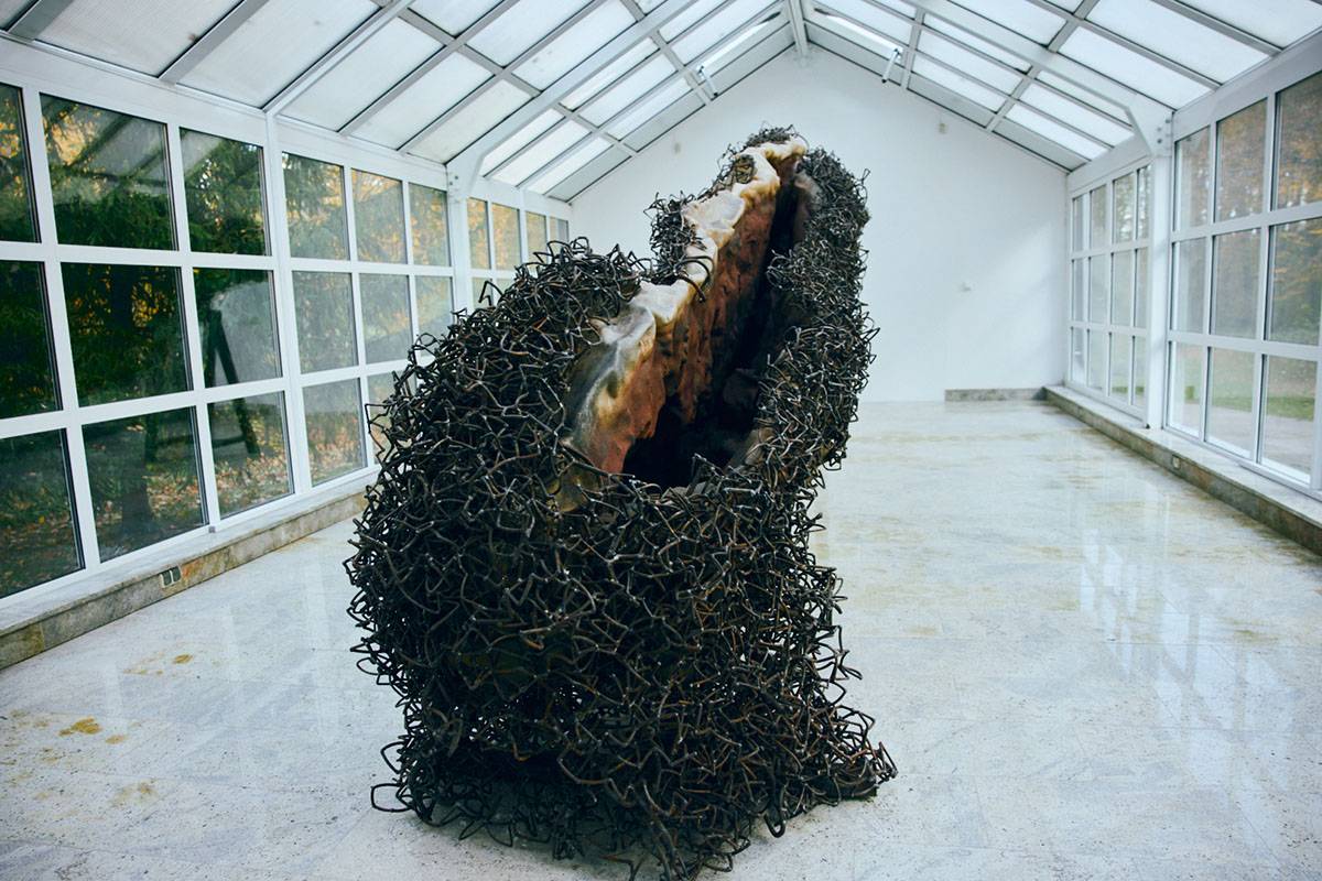 Wystawa rzeźb Anisha Kapoora w Centrum Rzeźby Polskiej w Orońsku