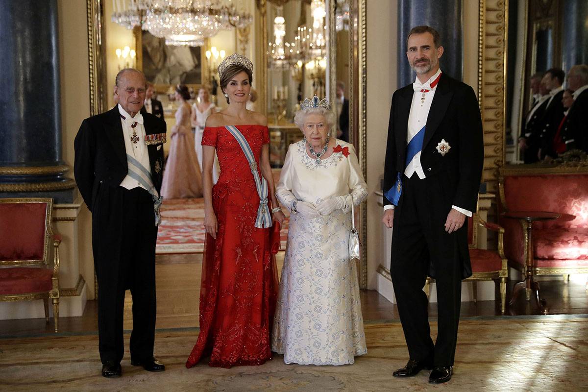 Z królową Elżbietą II i księciem Filipem (Fot. Getty Images)