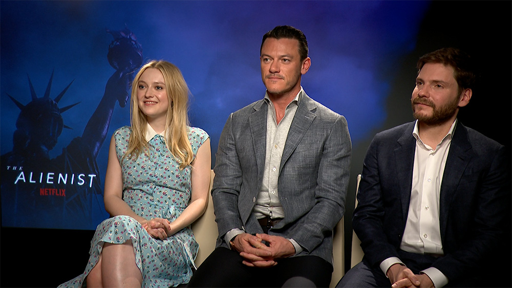 Dakota Fanning, Luke Evans i Daniel Brühl