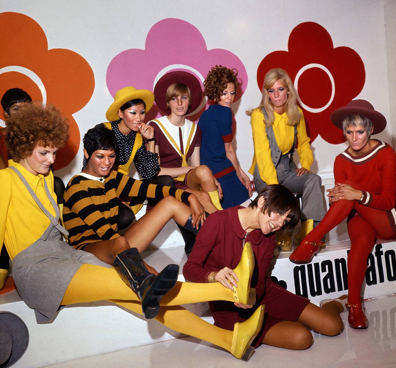 Mary Quant i modelki w butach z kolekcji Quant Afoot
