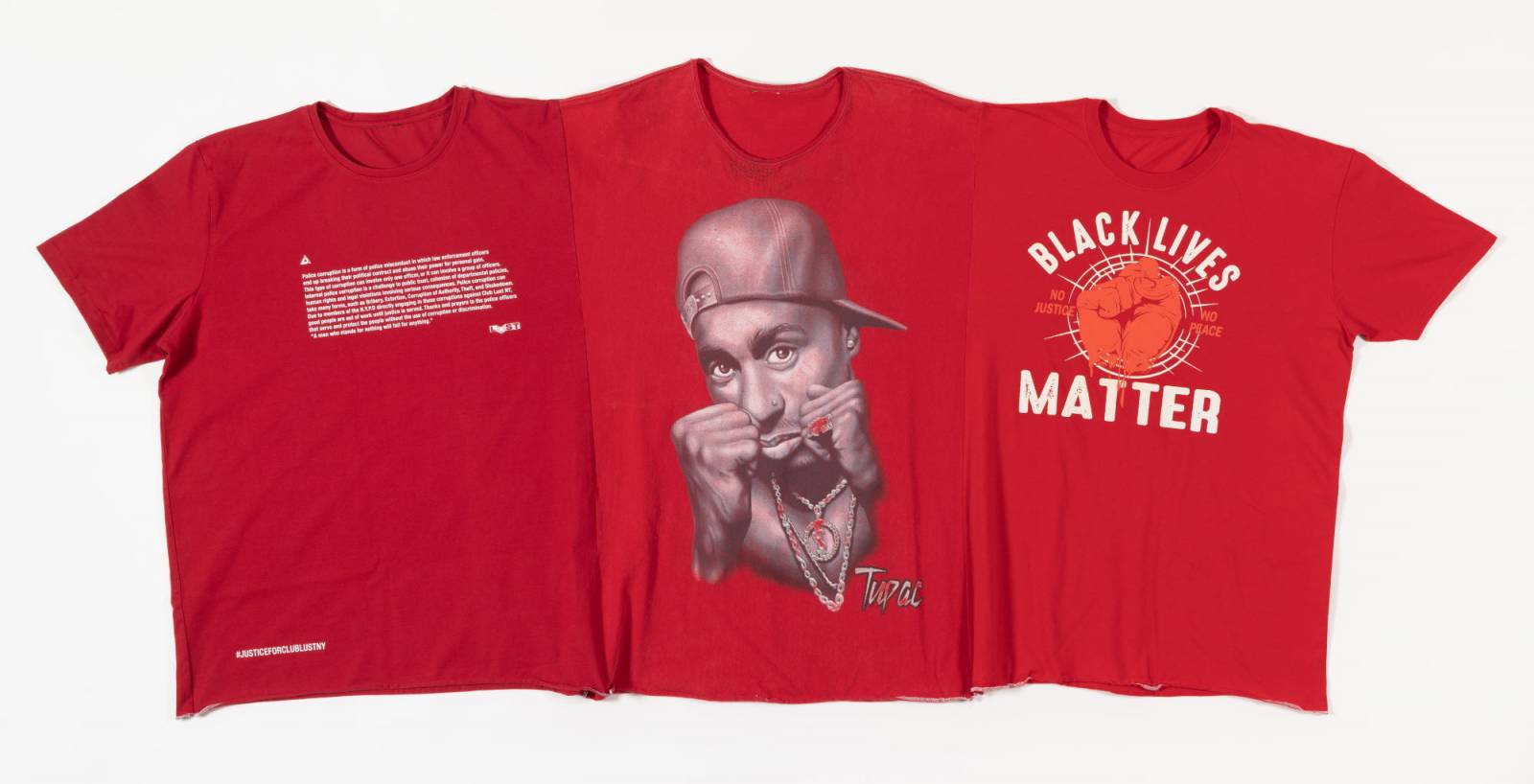 Beau McCall, Black Lives Matter Triple T-shirt, 2021 (Fot. Materiały prasowe The Museum at FIT)