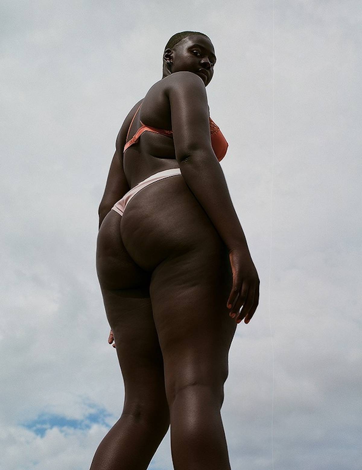 Zdjęcie „Serena” z cyklu „Graceful. Botero Girls” autorstwa Zuzy Krajewskiej (Fot. materiały prasowe)