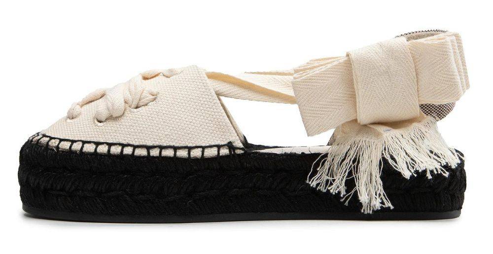 Espadryle z odkrytą piętą,Tory Burch, 1049 zł (Fot. materiały prasowe)