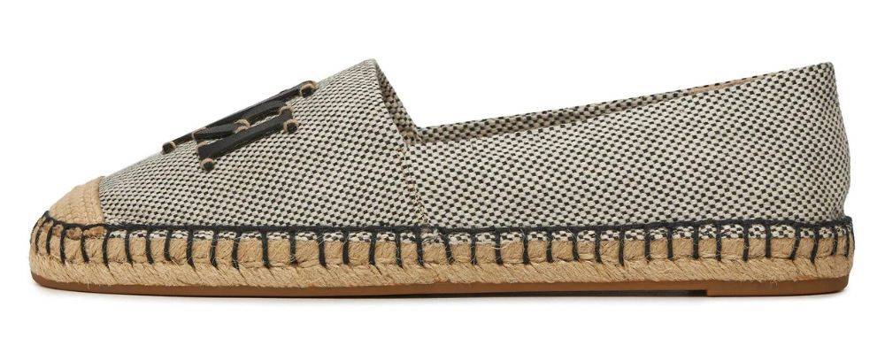 Espadryle na płaskiej podeszwie, Lauren Ralph Lauren, przecenione na 479,99 zł (Fot. materiały prasowe)