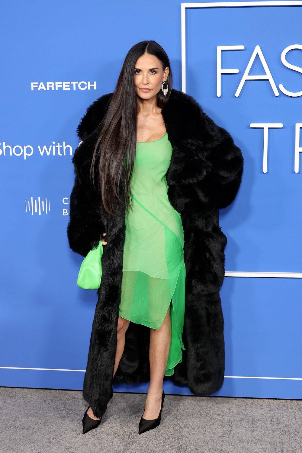 Demi Moore w zielonej slip dress  (Fot. Getty Images)