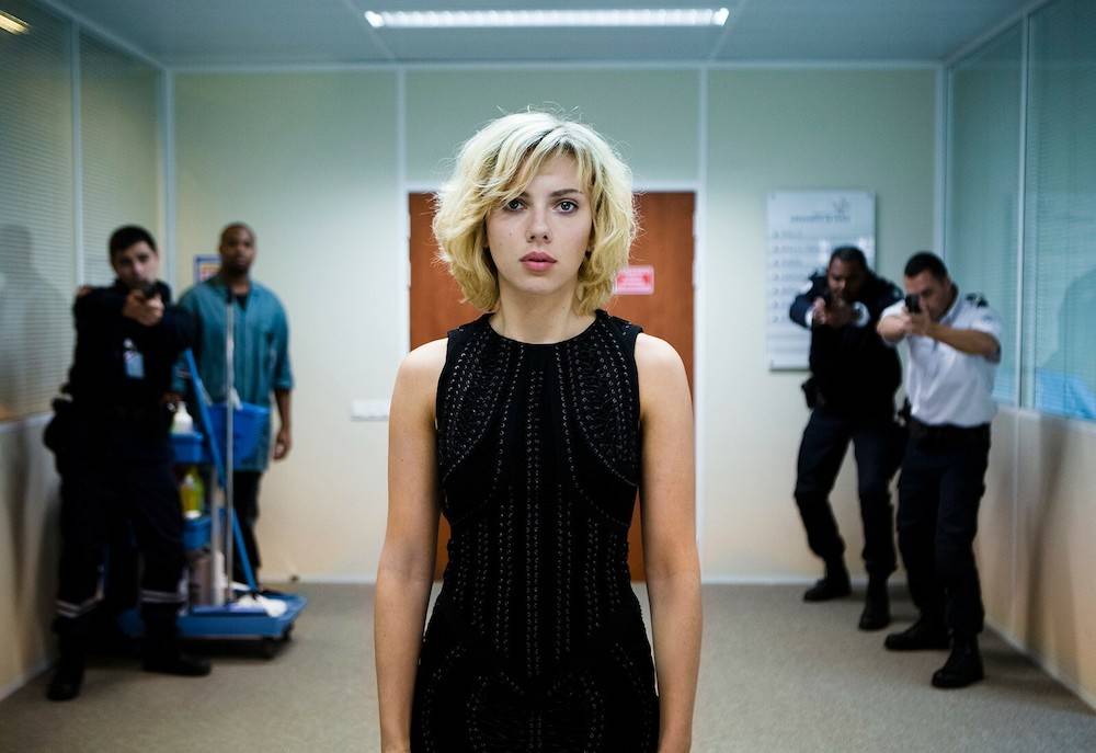 Kadr z filmu Lucy (Fot. Image supplied by Capital Pictures/EAST NEWS)