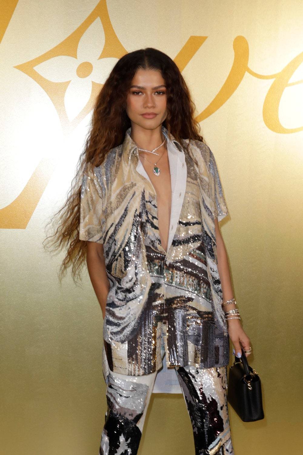 Zendaya nosi mermaid waves, czyli fale w stylu syrenki (Fot. Getty Images)