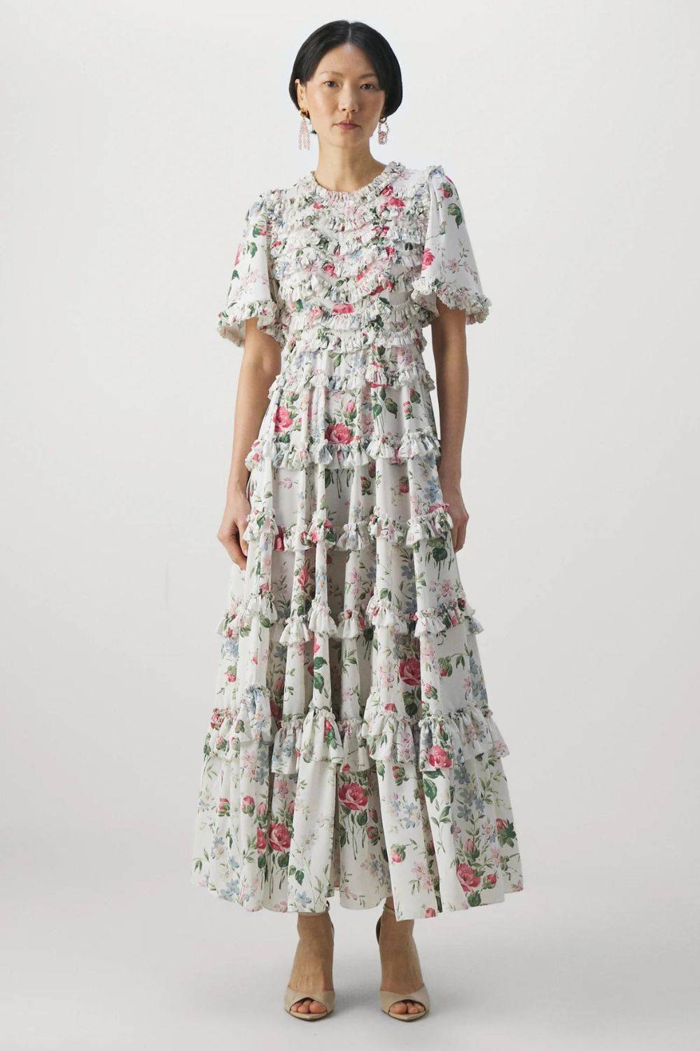 Sukienka w kwiaty w stylu Gillian Anderson, Needle & Thread, 2109 zł (Fot. materiały prasowe)