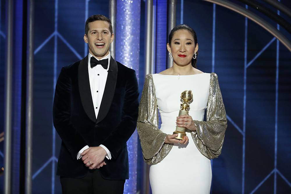 Andy Samberg w towarzystwie Sandry Oh (Fot. Getty Images)