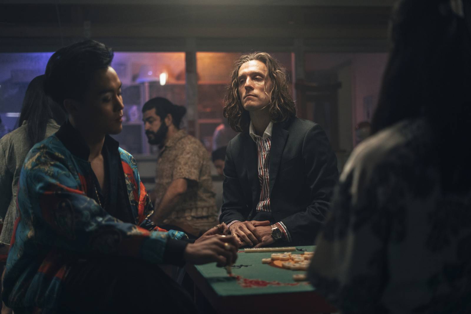 Jack Farthing w serialu Zmokłe psy (Fot. Materiały prasowe HBO Max)